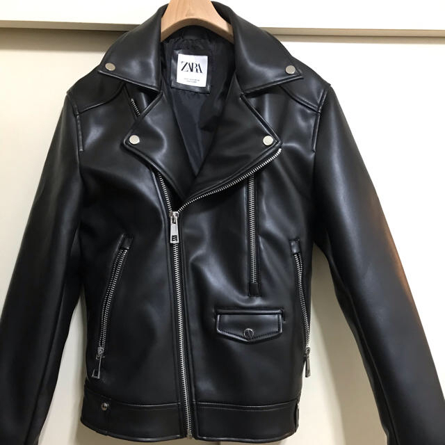 ZARA(ザラ)のライダース ダブル メンズのジャケット/アウター(ライダースジャケット)の商品写真