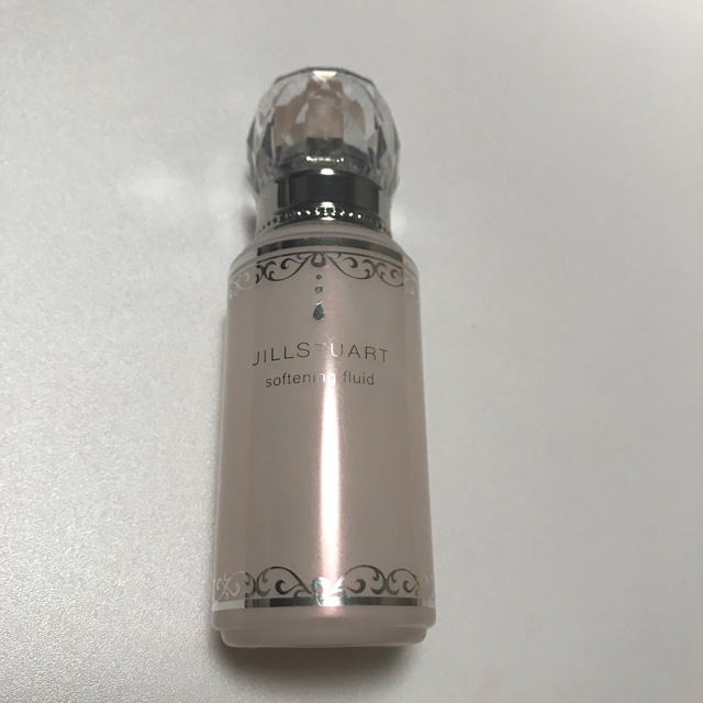 JILLSTUART(ジルスチュアート)のルスチュアート ソフニング フルイド 美容液 50ml コスメ/美容のスキンケア/基礎化粧品(美容液)の商品写真