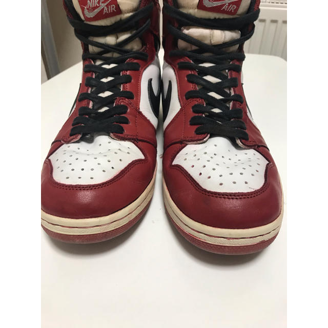 NIKE(ナイキ)のNIKE AIR JORDAN 1 RETRO HIGH OG CHICAGO メンズの靴/シューズ(スニーカー)の商品写真