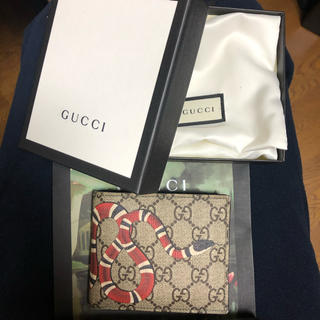 グッチ(Gucci)のGUCCI スネーク GGスプリーム(折り財布)