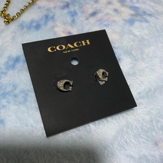 COACH(コーチ)の新品COACH Cマークピアス レディースのアクセサリー(ピアス)の商品写真