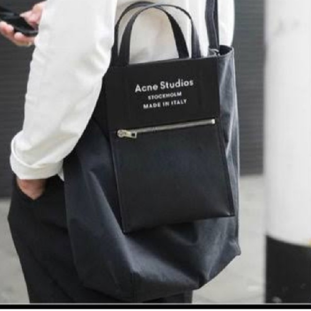 ACNE(アクネ)の新品Acne Studios Baker out トートバッグL レディースのバッグ(トートバッグ)の商品写真