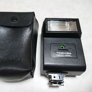 トウシバ(東芝)の東芝TOSHIBA  ストロボ QCC-25L (ストロボ/照明)