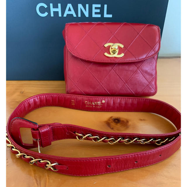 CHANEL シャネル　マトラッセ　ウエストポーチ　ヴィンテージ