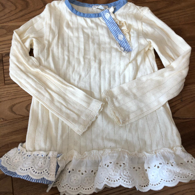 Seraph(セラフ)のseraph フリルカットソー　110㎝ キッズ/ベビー/マタニティのキッズ服女の子用(90cm~)(Tシャツ/カットソー)の商品写真