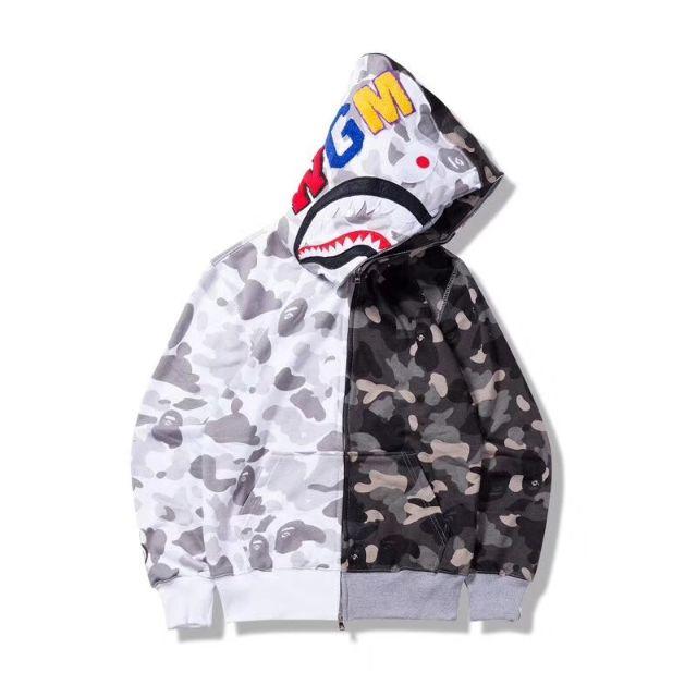 A BATHING APE - bape パーカーの通販 by Tomomi's shop｜アベイシングエイプならラクマ