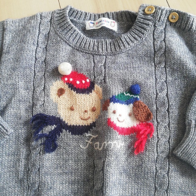 ファミリア　刺繍セーター