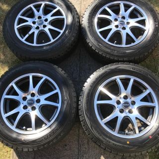 ダンロップ(DUNLOP)の【深溝】195/65R15 ダンロップ 2016/2017年製 スタッドレス4本(タイヤ・ホイールセット)