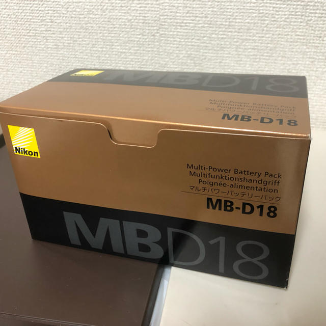 ニコン MB-D18 D850