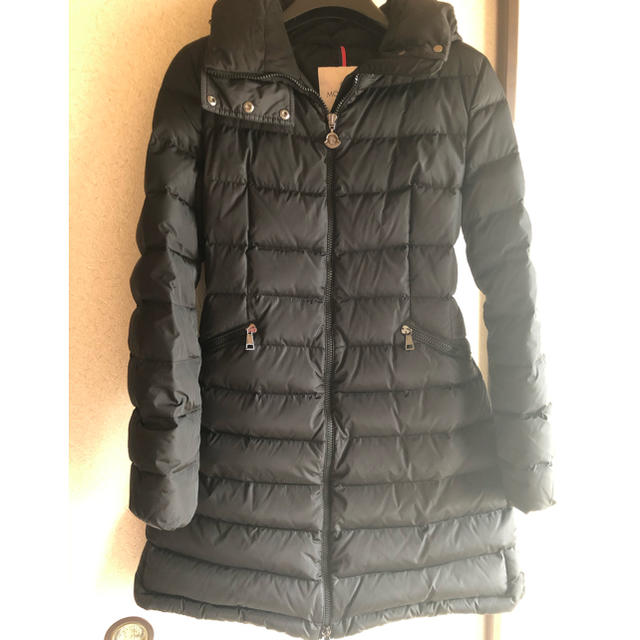 MONCLER(モンクレール)のニコちゃん様専用　モンクレール  MONCLER フラメッテ　サイズ0 レディースのジャケット/アウター(ダウンコート)の商品写真