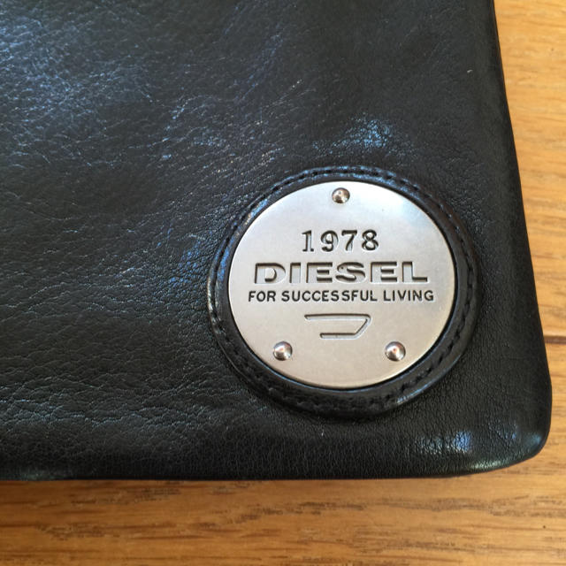 DIESEL(ディーゼル)のDIESEL財布 レディースのファッション小物(財布)の商品写真