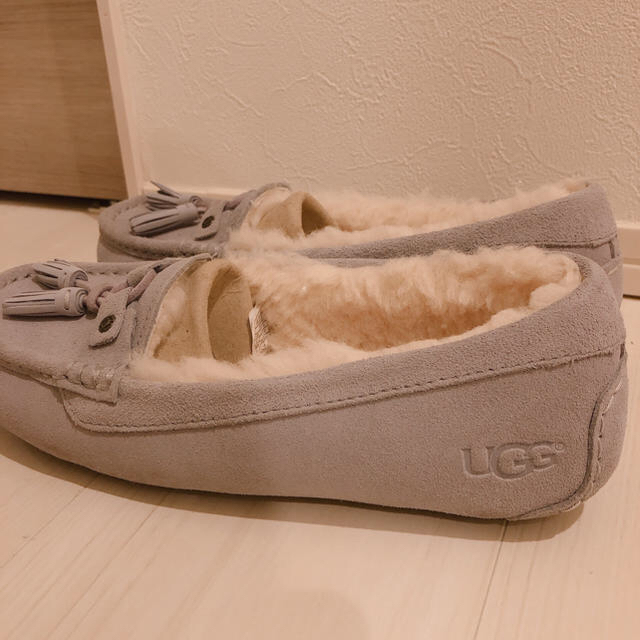 とても UGG - めぇぇぇ様専用UGG ローファー モカシンの通販 by my ...