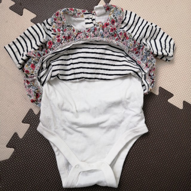 babyGAP(ベビーギャップ)のベビーギャップ　babyGAP　美品70 キッズ/ベビー/マタニティのベビー服(~85cm)(ロンパース)の商品写真