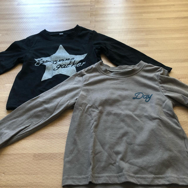 NARUMIYA INTERNATIONAL(ナルミヤ インターナショナル)のロングTシャツ 2枚セット 100サイズ キッズ/ベビー/マタニティのキッズ服男の子用(90cm~)(Tシャツ/カットソー)の商品写真