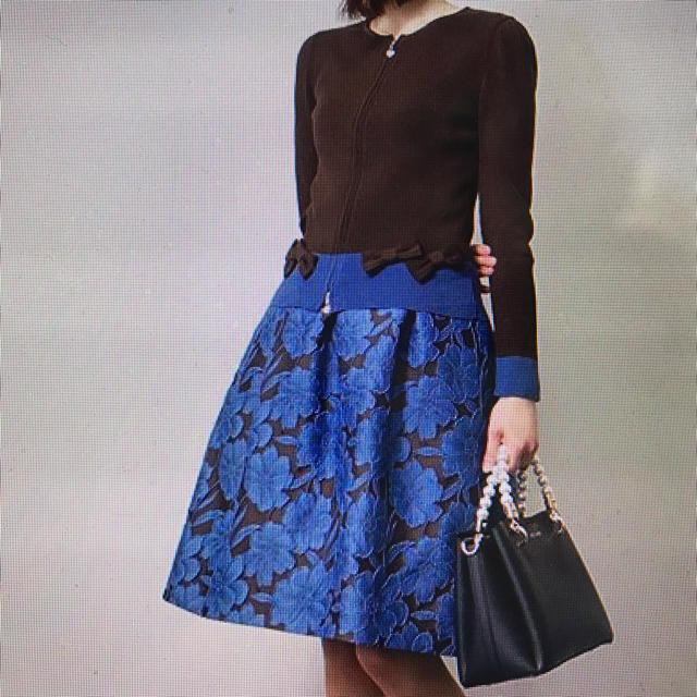 M'S GRACY(エムズグレイシー)のM's GRACY 今季発売 ジャガード織スカート❤️36（S） レディースのスカート(ひざ丈スカート)の商品写真
