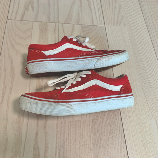 VANS(ヴァンズ)の【VANS】オールドスクールRED 23.5㎝ レディースの靴/シューズ(スニーカー)の商品写真