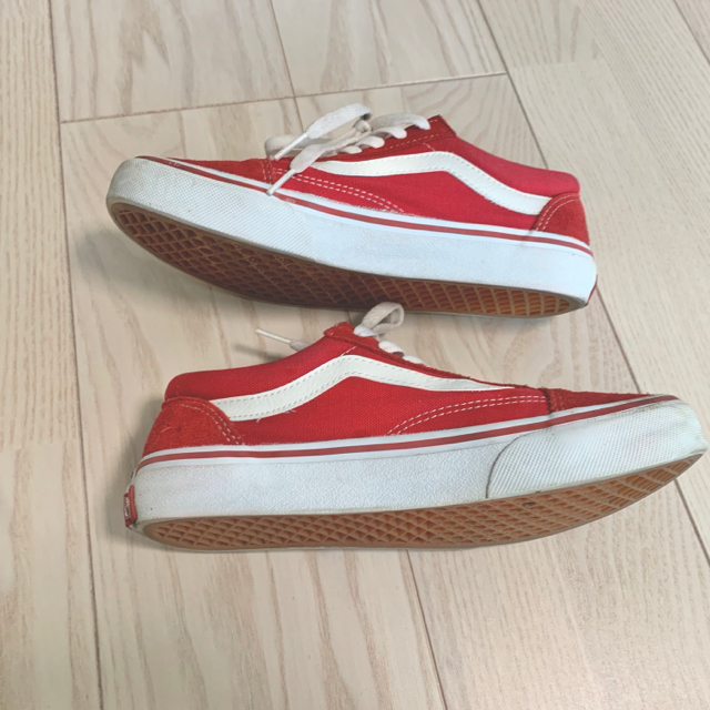 VANS(ヴァンズ)の【VANS】オールドスクールRED 23.5㎝ レディースの靴/シューズ(スニーカー)の商品写真