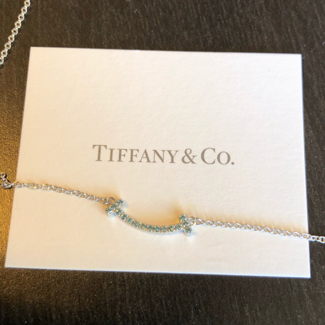 Tiffany & Co.(ティファニー)の本日限定価格！ティファニー 日本限定 スマイル  ミニ　ネックレス　ホリデー レディースのアクセサリー(ネックレス)の商品写真