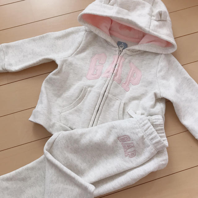 babyGAP(ベビーギャップ)のbabyGAP スウェット セットアップ  耳付きパーカー キッズ/ベビー/マタニティのベビー服(~85cm)(トレーナー)の商品写真