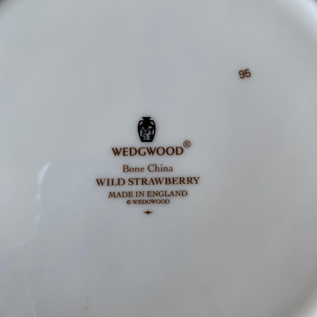 Wedgwood お皿