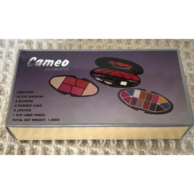 C/MEO COLLECTIVE(カメオコレクティブ)のcameo  cosmetics set  カメオコスメセット コスメ/美容のベースメイク/化粧品(その他)の商品写真