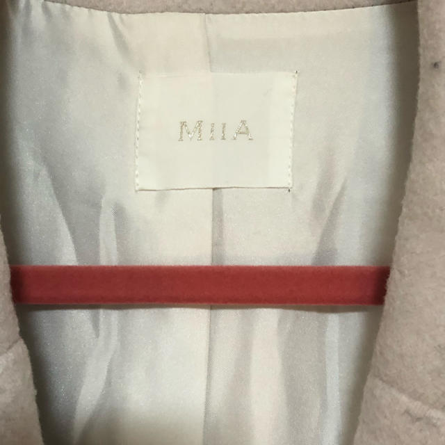MIIA(ミーア)のMIIA チェスターコート ロングコート オフホワイト レディースのジャケット/アウター(チェスターコート)の商品写真
