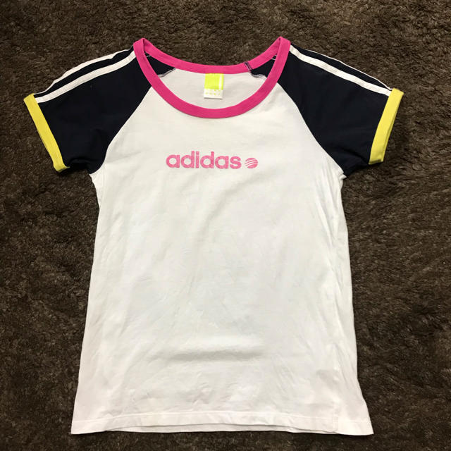 adidas(アディダス)のadidas スポーツウェア Tシャツ レディースのトップス(Tシャツ(半袖/袖なし))の商品写真