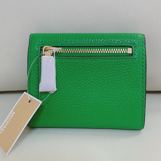 Michael Kors(マイケルコース)の【新品】MICHAEL KORS  折り財布 レディースのファッション小物(財布)の商品写真