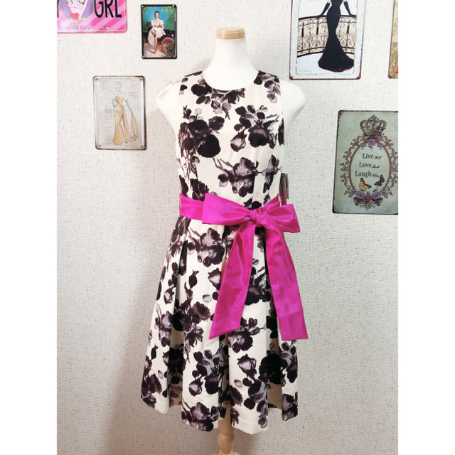 新品 4 Eliza J|イライザジェイ ワンピース ドレス 花柄の通販 by LOVE