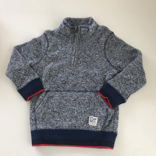 babyGAP(ベビーギャップ)のbabyGap ベビーギャップ キッズ トップス ボア 裏起毛 キッズ/ベビー/マタニティのキッズ服男の子用(90cm~)(Tシャツ/カットソー)の商品写真