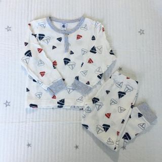 プチバトー(PETIT BATEAU)のプチバトー  長袖  パジャマ  3ans(パジャマ)