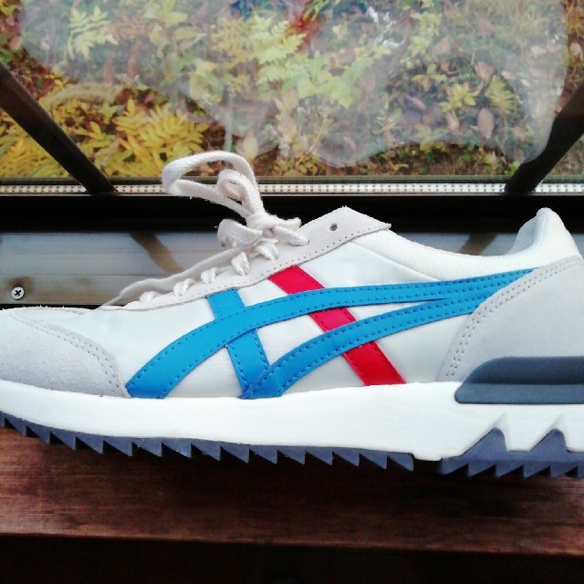 Onitsuka Tiger(オニツカタイガー)のオニツカタイガースニーカー　26.5 メンズの靴/シューズ(スニーカー)の商品写真