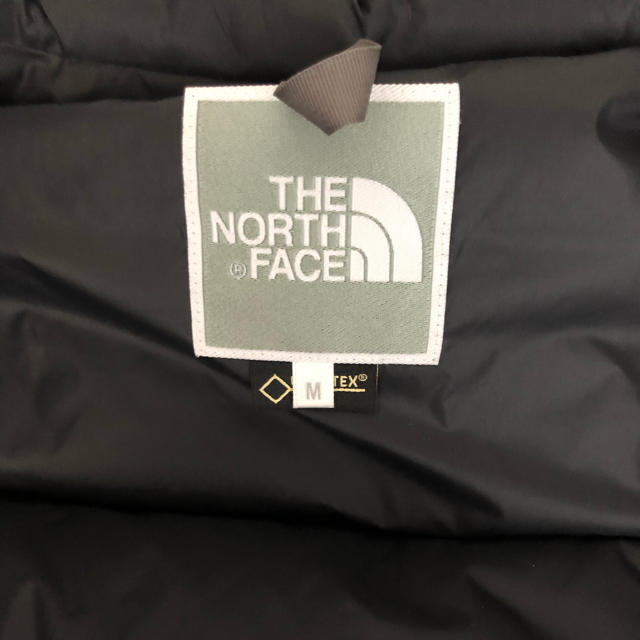 THE NORTH FACE(ザノースフェイス)のノースフェイス  マウンテンダウンコート　レディース M レディースのジャケット/アウター(ダウンコート)の商品写真