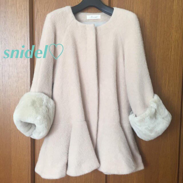 ファースリ snidel Aラインコートの通販 by mimi♡ おまとめ買い割引し