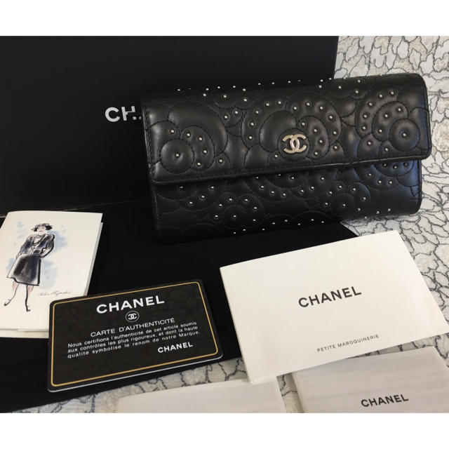 おまけ付】 CHANEL - CHANEL 極美品☆正規品 スタッズカメリア ロング ...