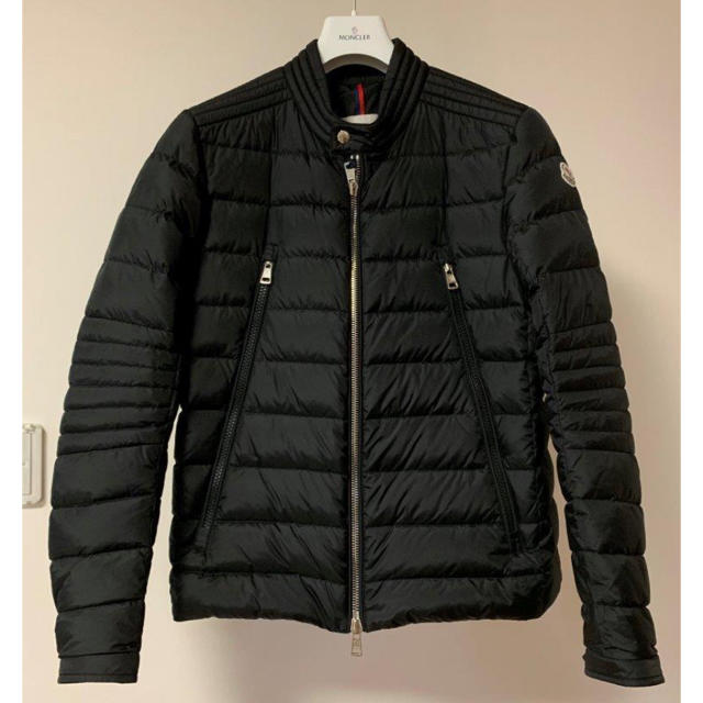 MONCLER(モンクレール)の17-18AW モンクレール AMIOT 100％正規新品タグ付き ブルゾン メンズのジャケット/アウター(ダウンジャケット)の商品写真