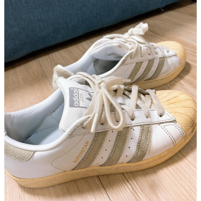 adidas(アディダス)のadidas superstar グレー♡ レディースの靴/シューズ(スニーカー)の商品写真