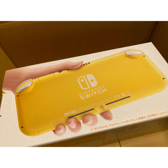 任天堂(ニンテンドウ)のNintendo Switch Lite イエロー エンタメ/ホビーのゲームソフト/ゲーム機本体(家庭用ゲーム機本体)の商品写真