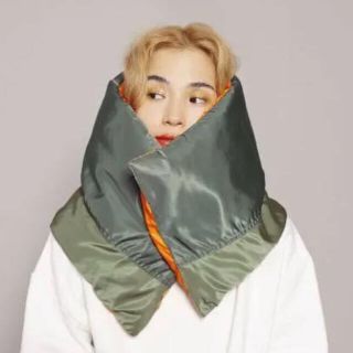 期間限定お値下げ!新品未使用 FACETASM ダウンマフラー カーキ