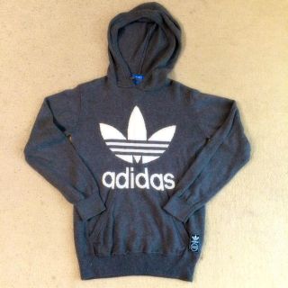 アディダス(adidas)のadidas ニット(ニット/セーター)