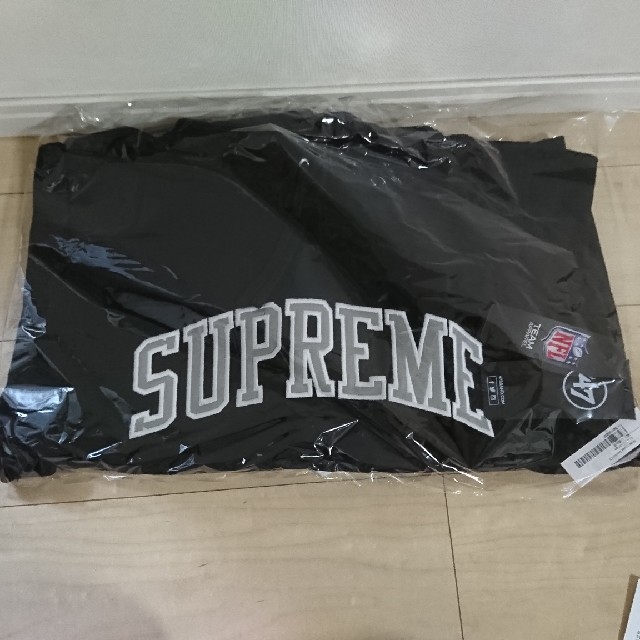 Supreme Raiders Hooded sweatshirt