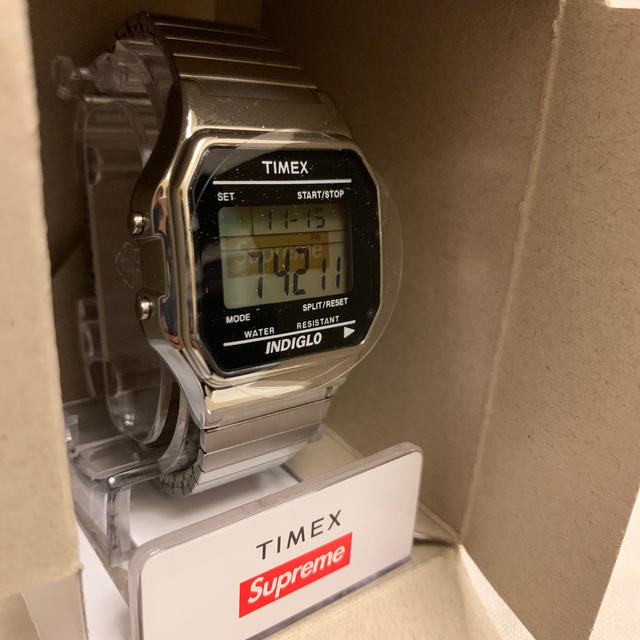 Supreme(シュプリーム)のsupreme TIMEX メンズの時計(腕時計(デジタル))の商品写真