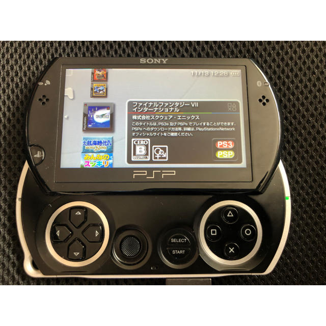 psp go 極美品 ケーブルあり おまけあり