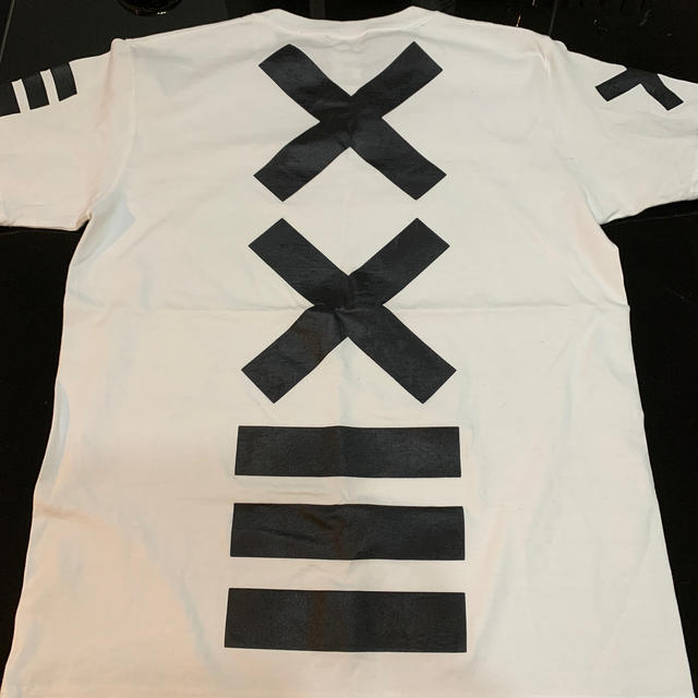 OFF-WHITE(オフホワイト)のセパントゥア　Tシャツ　サイズM メンズのトップス(Tシャツ/カットソー(半袖/袖なし))の商品写真