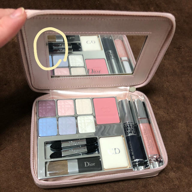 Dior(ディオール)のDiorパレット コスメ/美容のキット/セット(コフレ/メイクアップセット)の商品写真