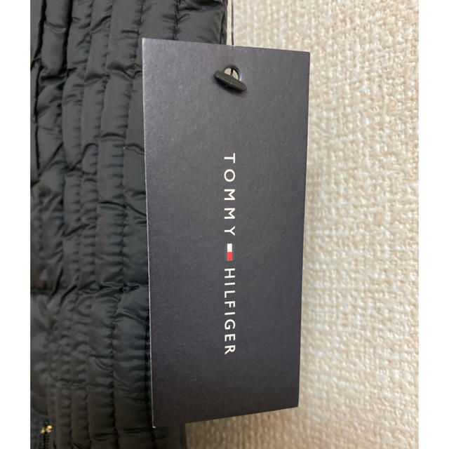 TOMMY HILFIGER(トミーヒルフィガー)のセール！！TOMMY  HILFIGERレディース　ダウンベスト レディースのジャケット/アウター(ダウンベスト)の商品写真