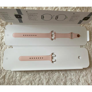 アップルウォッチ(Apple Watch)の【新品】Apple Watch スポーツバンド　40mm ピンク(腕時計)