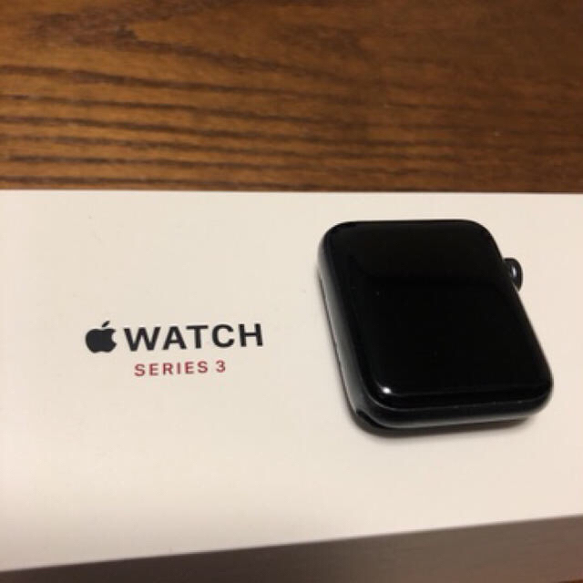 Apple(アップル)のApple Watch Series3 GPS＋Cellularモデル　42mm スマホ/家電/カメラのスマホ/家電/カメラ その他(その他)の商品写真