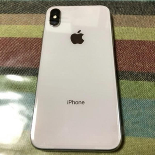 au iPhoneX/64GB/シルバー