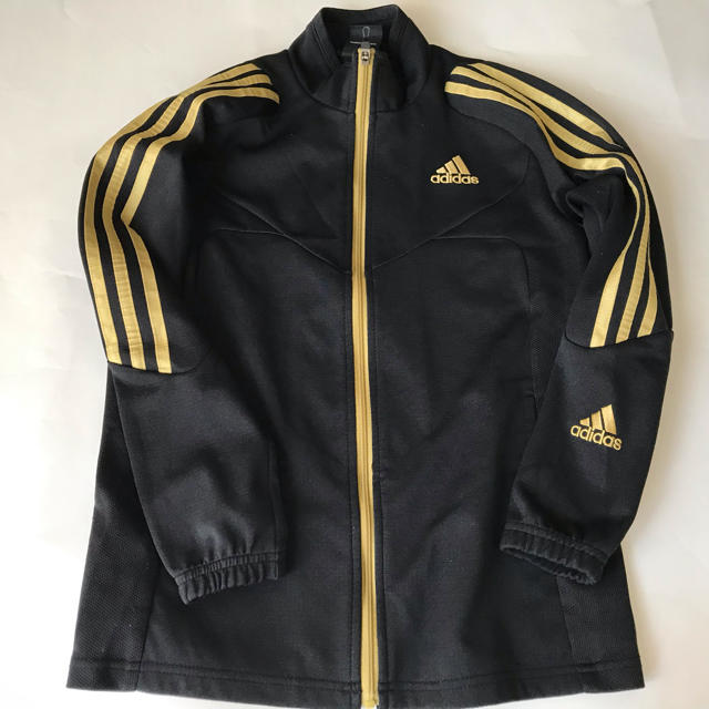 adidas(アディダス)のadidas アディダス ゴールドロゴ☆ジャージ上 下 140 キッズ/ベビー/マタニティのキッズ服男の子用(90cm~)(ジャケット/上着)の商品写真